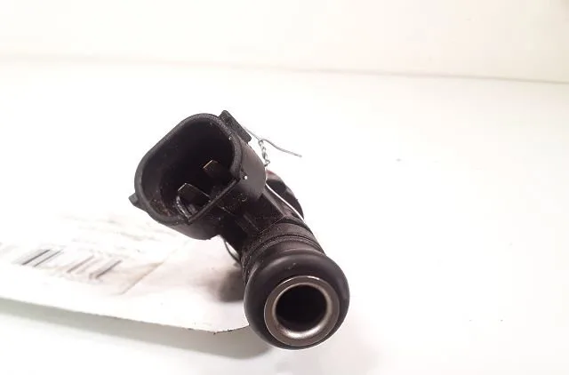 Injecteur Peugeot 206 3-5 portes (2A-C) 1.6 16v (2000-2009) 3 portes occasion