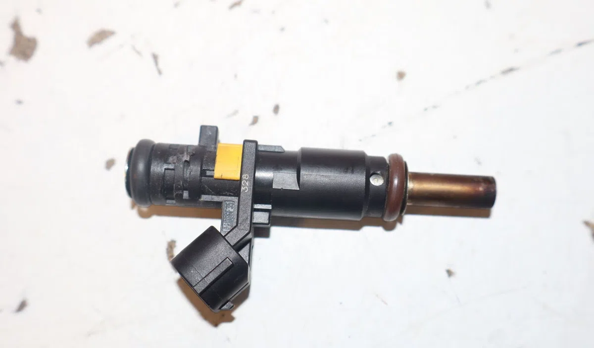 Injecteur Peugeot 207 CC (WD_) 1.6 16v (2007-2013) occasion
