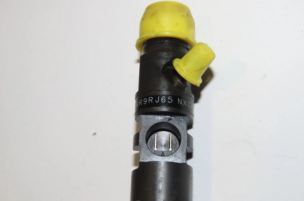 Injecteur Renault CLIO IV Grandtour (KH_) 1.5 dci 75 (2013) occasion