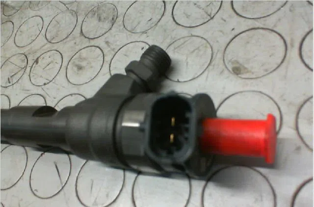 Injecteur RENAULT CLIO IV Phase 2 08-2016 1.5 DCI 90ch occasion