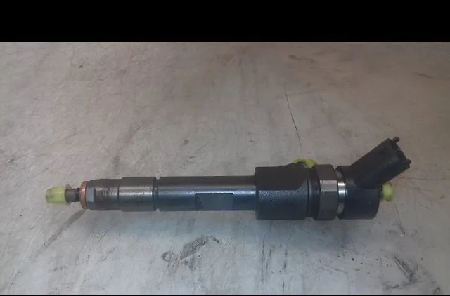 Injecteur Renault SCÉNIC II (JM0-1_) 1.9 dci (jm14) (2005-2008) 5 portes occasion