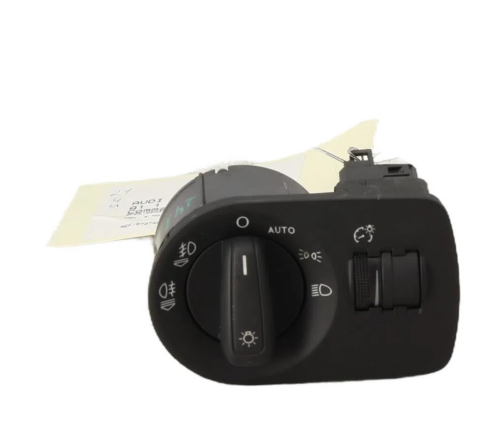Interrupteur commande de phares Audi A1 (8X1, 8XK) 1.2 tfsi (2010-2015) occasion