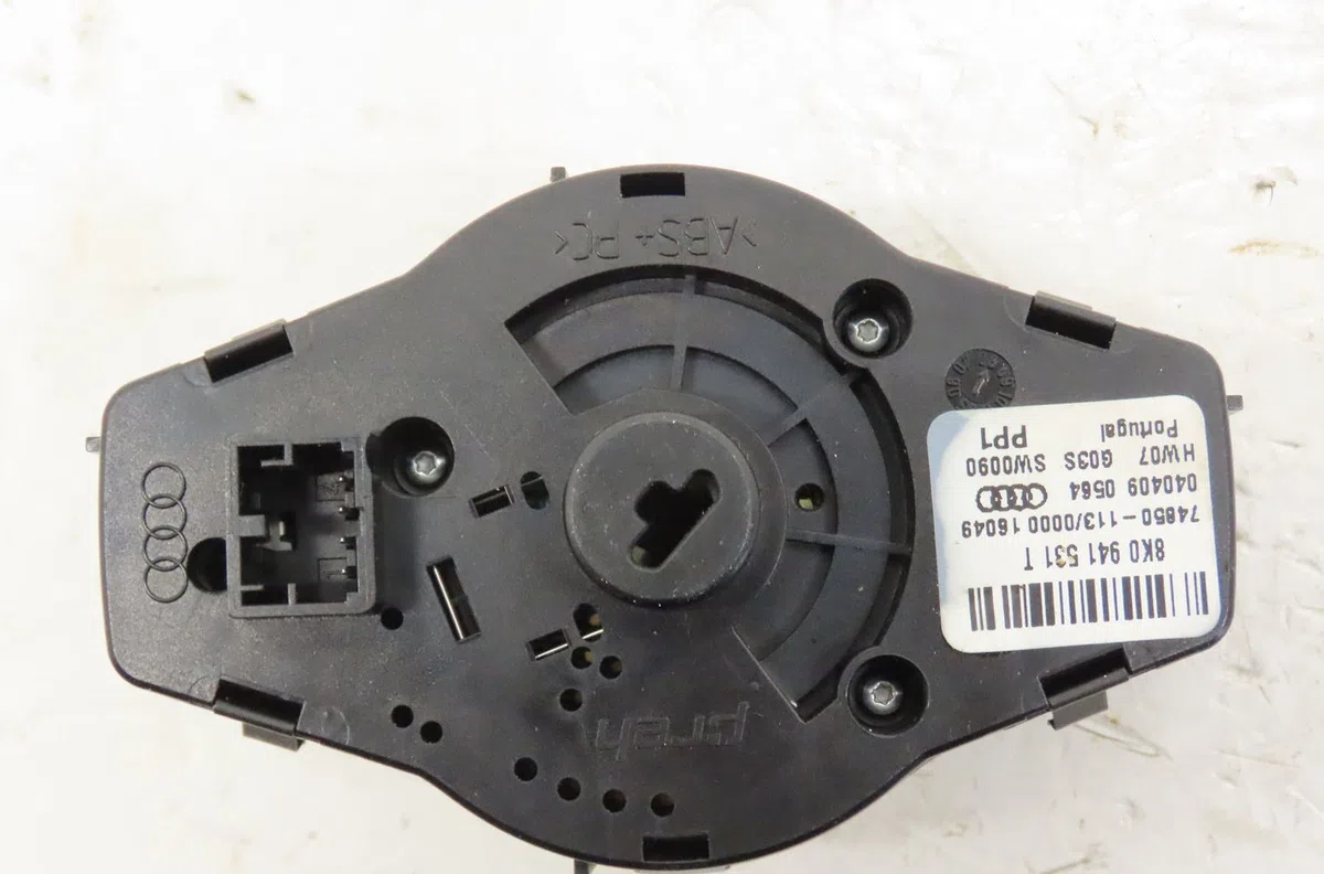Interrupteur commande de phares Audi A4 B8 Avant (8K5) S4 quattro (2008-2015) occasion