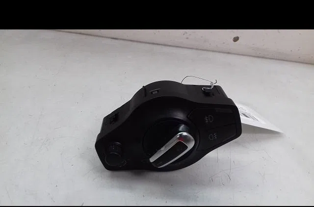 Interrupteur commande de phares Audi Q5 (8RB) 3.0 tdi quattro (2008-2017) occasion