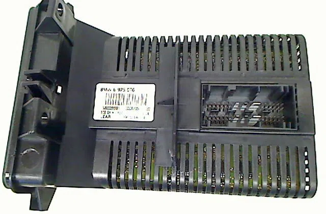 Interrupteur commande de phares B.M.W. SERIE 3 IV 2003 occasion