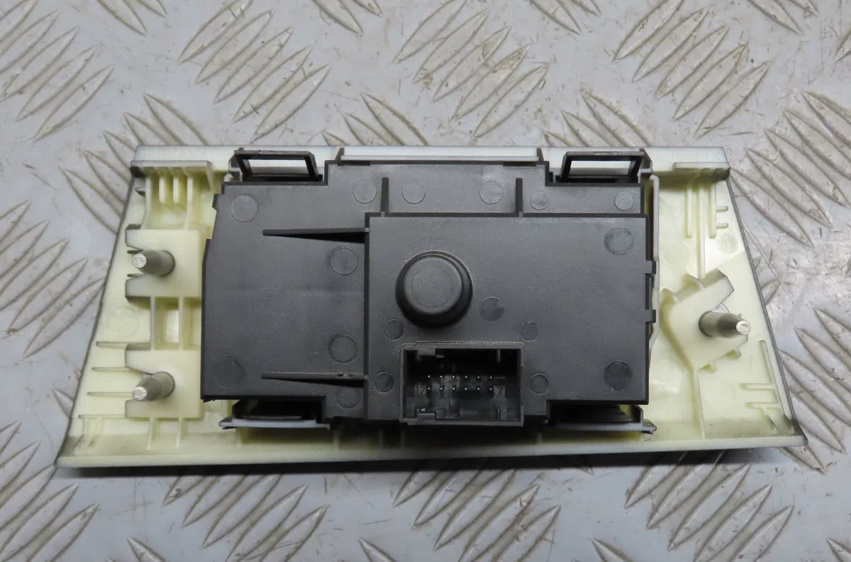 Interrupteur commande de phares Bmw 3 (E90) 330 xd (2005-2008) occasion