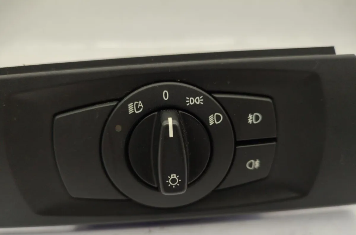 Interrupteur commande de phares BMW SERIE 3 E91 TOURING PHASE 1 BREAK occasion
