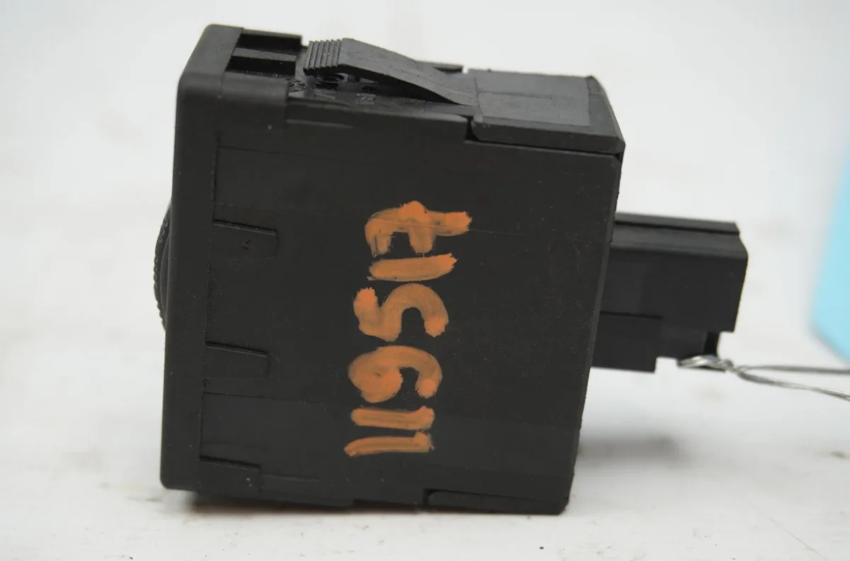 Interrupteur commande de phares Citroen BERLINGO - BERLINGO FIRST Monospace (MF_, GJK_, GFK_) 1.9 d (mfwjz) (1998-2005) 
