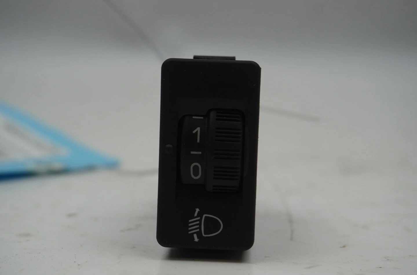 Interrupteur commande de phares Citroen C3 PICASSO (SH_) 1.6 hdi 90 (2010) 5 portes occasion