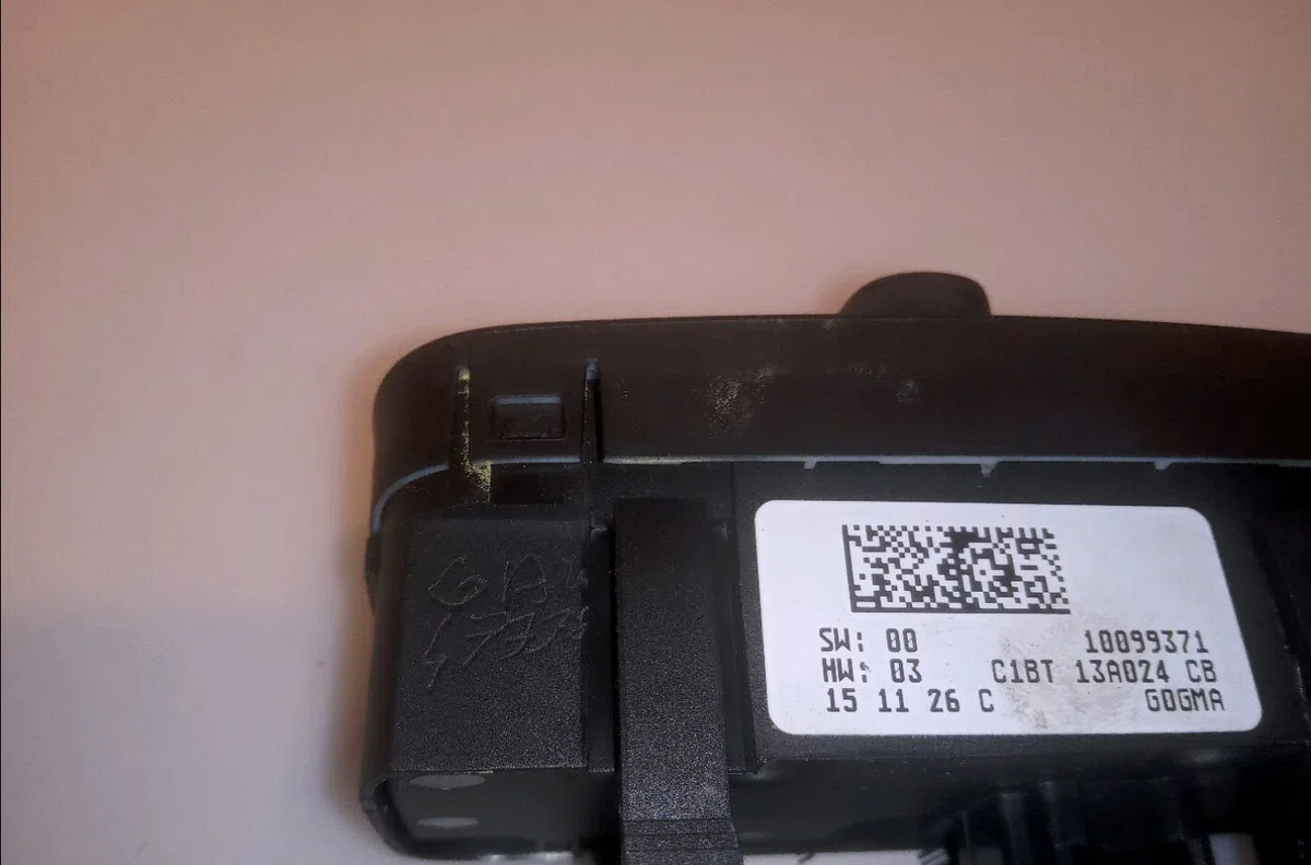Interrupteur commande de phares Ford FIESTA VI (CB1, CCN) 1.5 tdci (2012-2017) occasion