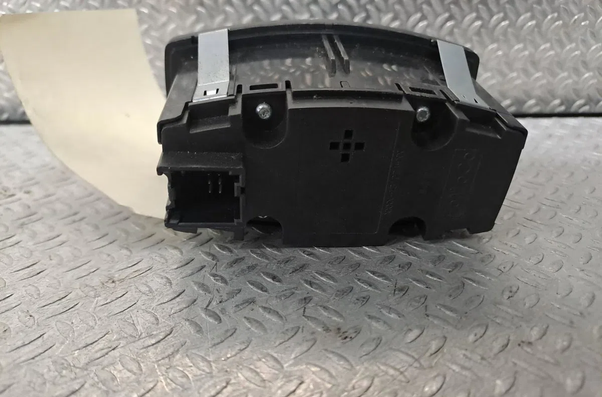 Interrupteur commande de phares FORD FOCUS 3  FOCUS 3 PHASE 1 occasion