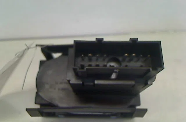Interrupteur commande de phares FORD FOCUS II 2006 occasion