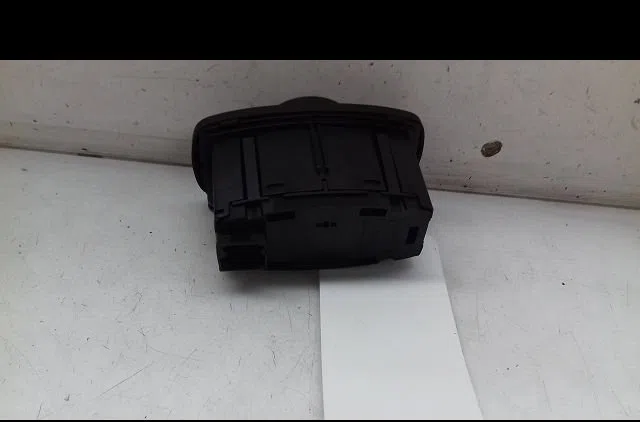 Interrupteur commande de phares Ford FOCUS IV (HN) 1.0 ecoboost (2018) occasion