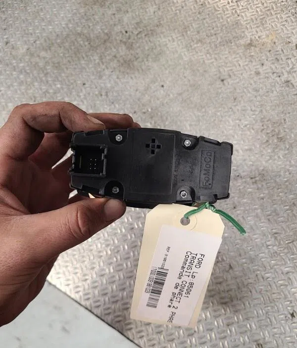 Interrupteur commande de phares FORD TRANSIT CONNECT 2  TRANSIT CONNECT 2 PHASE 1 occasion