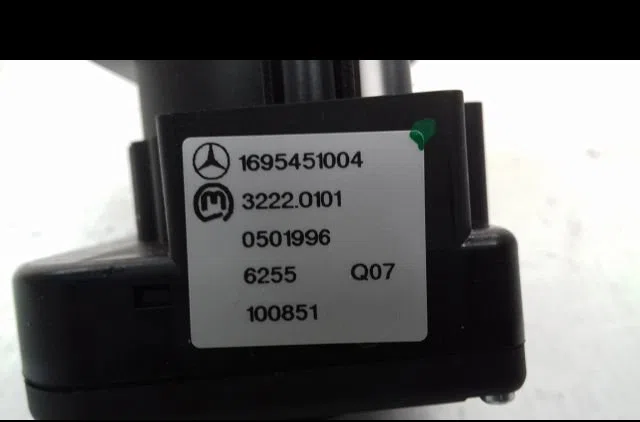 Interrupteur commande de phares Mercedes-benz CLASSE A (W169) A 200 cdi (169.008, 169.308) (2004-2012) 5 portes occasion
