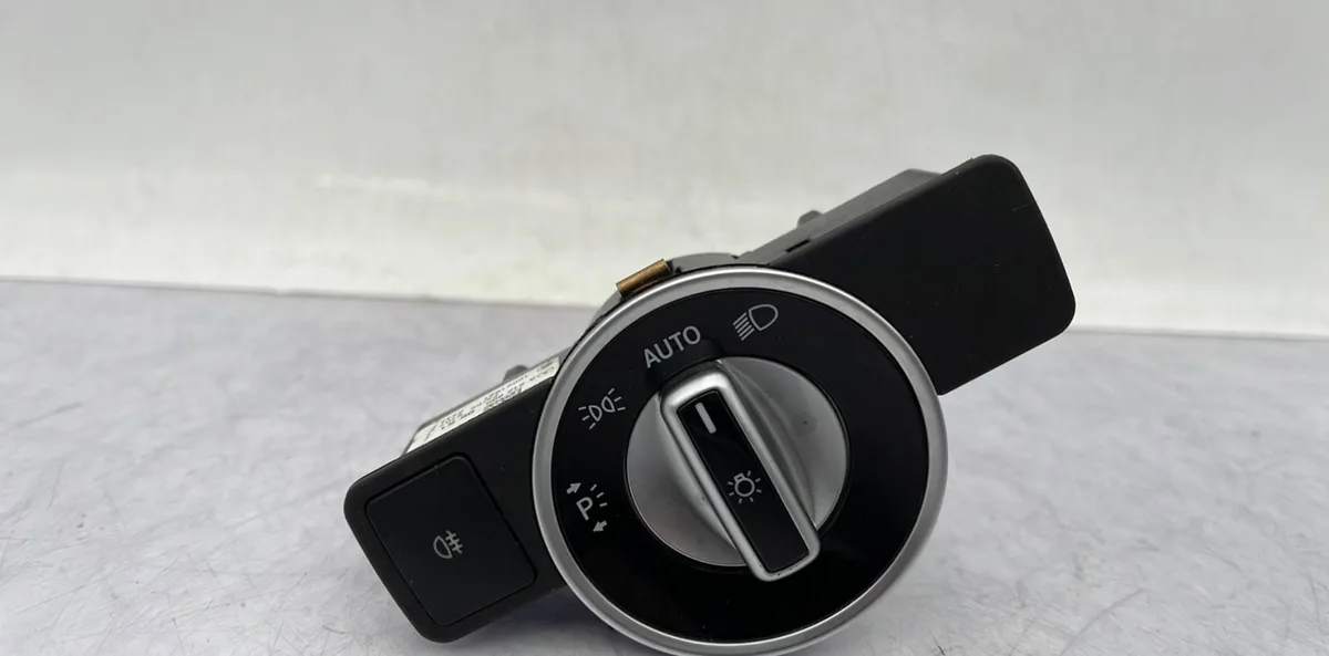 Interrupteur commande de phares MERCEDES CLASSE GLA 156 PHASE 1 occasion