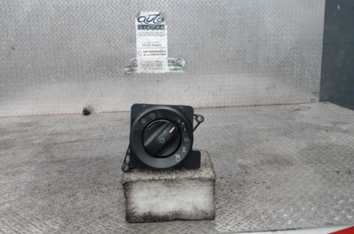 Interrupteur commande de phares MERCEDES SPRINTER 2 PHASE 1 occasion