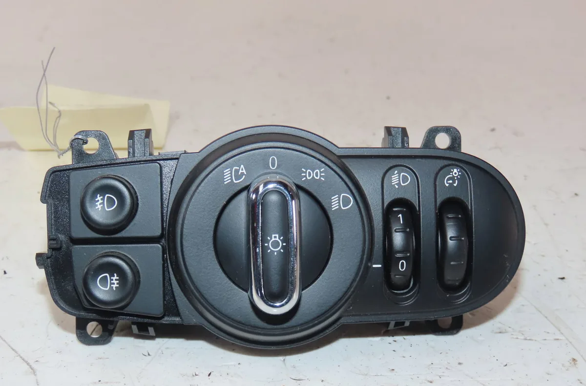 Interrupteur commande de phares Mini MINI CLUBMAN (F54) Cooper d (2014) occasion