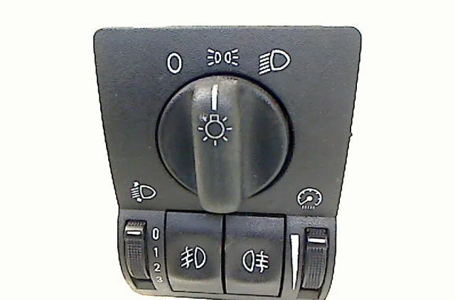 Interrupteur commande de phares Opel ASTRA G 3-5 portes (T98) 2.2 dti (f08, f48) (2002-2005) occasion