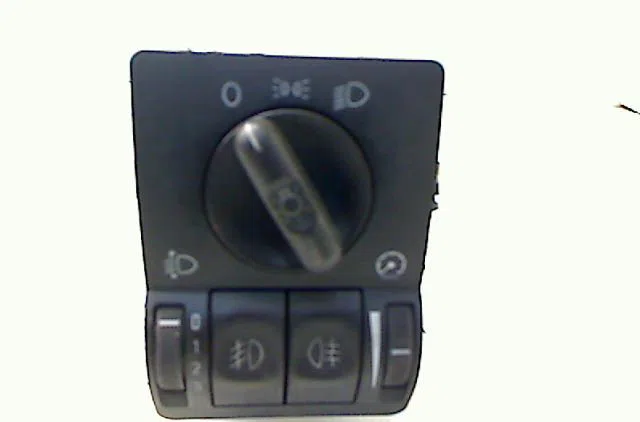 Interrupteur commande de phares OPEL CORSA III 2002 occasion
