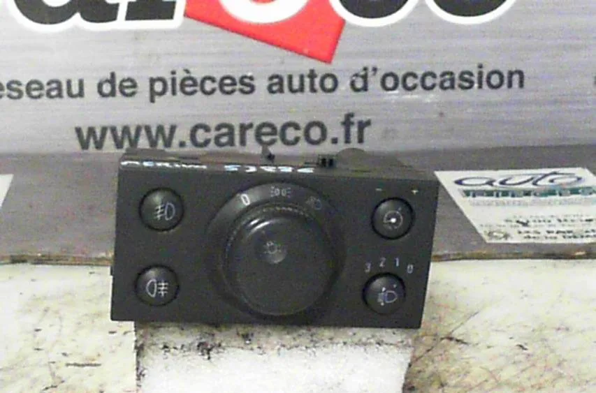 Interrupteur commande de phares OPEL MERIVA A PHASE 1 occasion
