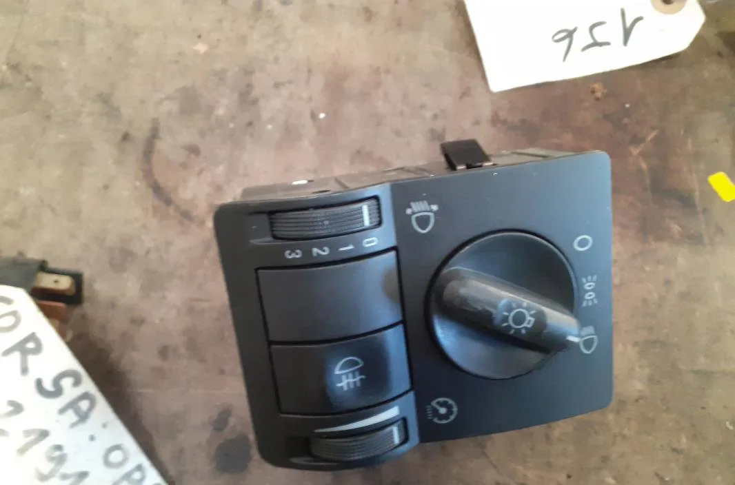 Interrupteur commande de phares OPEL OPE CORSA C occasion