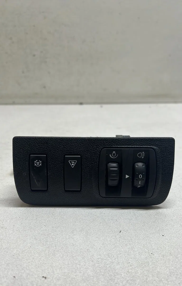 Interrupteur commande de phares Renault SCÉNIC III (JZ0-1_) 1.6 dci (jz00, jz12) (2011) 5 portes occasion