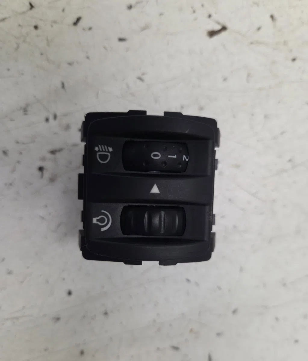 Interrupteur commande de phares RENAULT TWINGO 2 PHASE 2 occasion