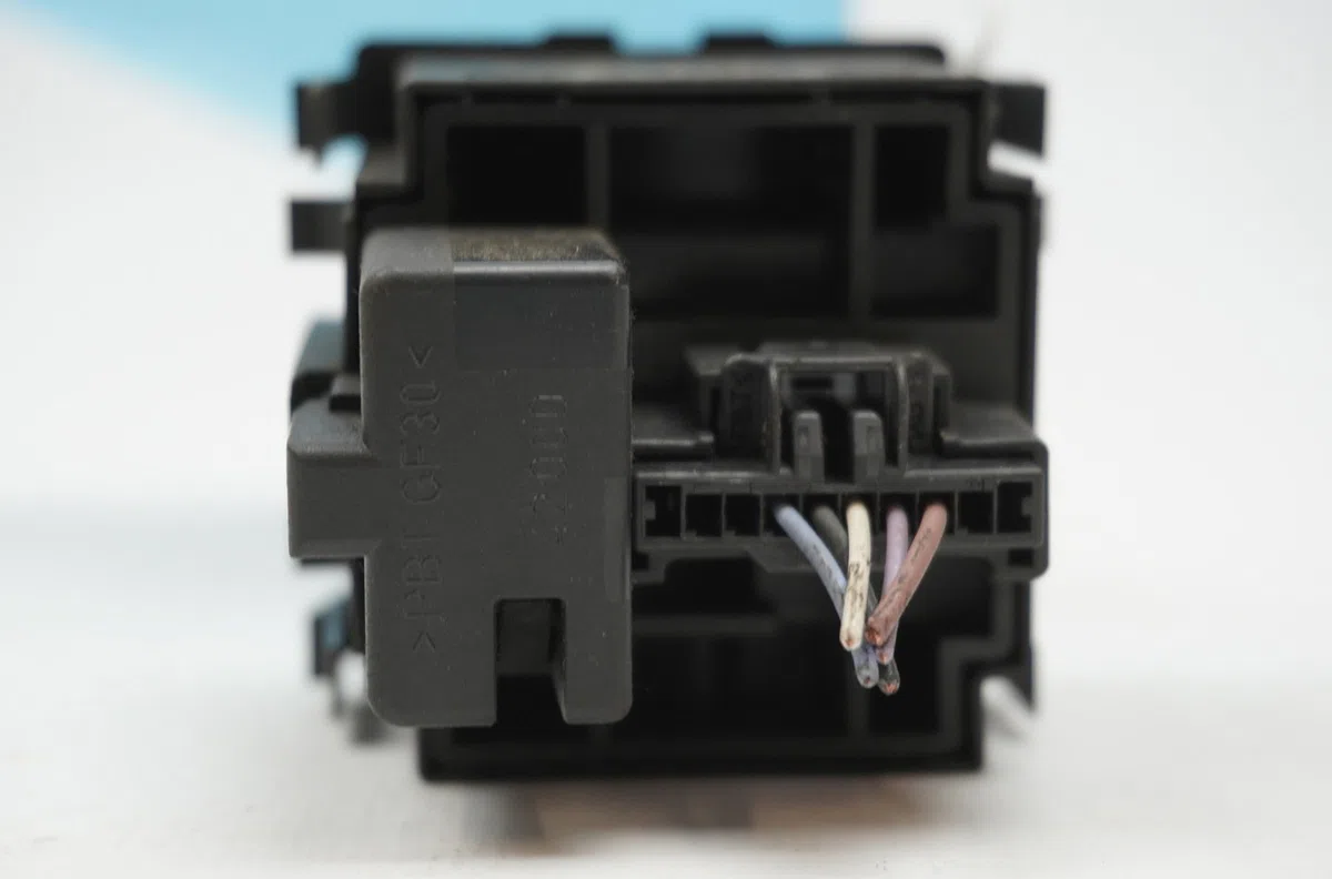 Interrupteur commande de phares Renault TWINGO II (CN0_) 1.5 dci (cn0u) (2008-2014) 3 portes occasion