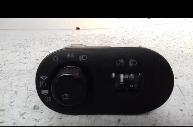 Interrupteur commande de phares Seat IBIZA III (6L1) 1.4 tdi (2002-2005) occasion