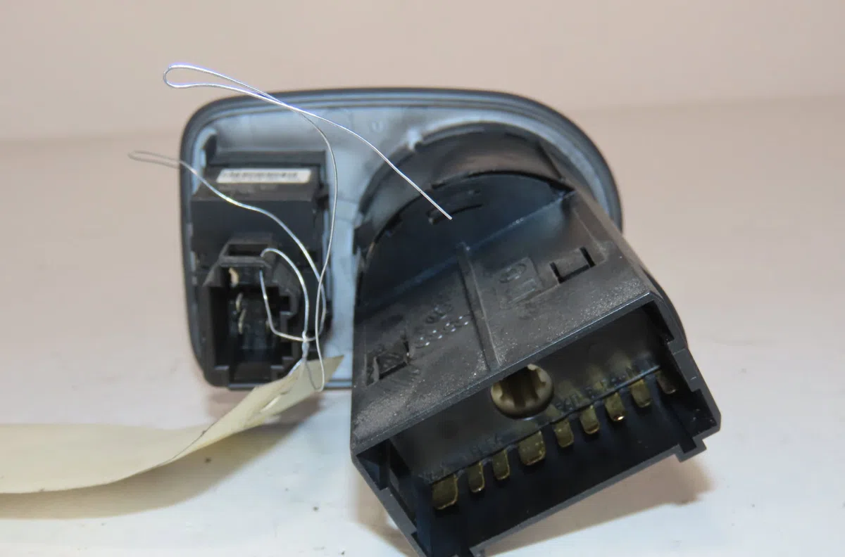 Interrupteur commande de phares Seat IBIZA IV (6J5, 6P1) 1.2 tdi (2010-2015) occasion