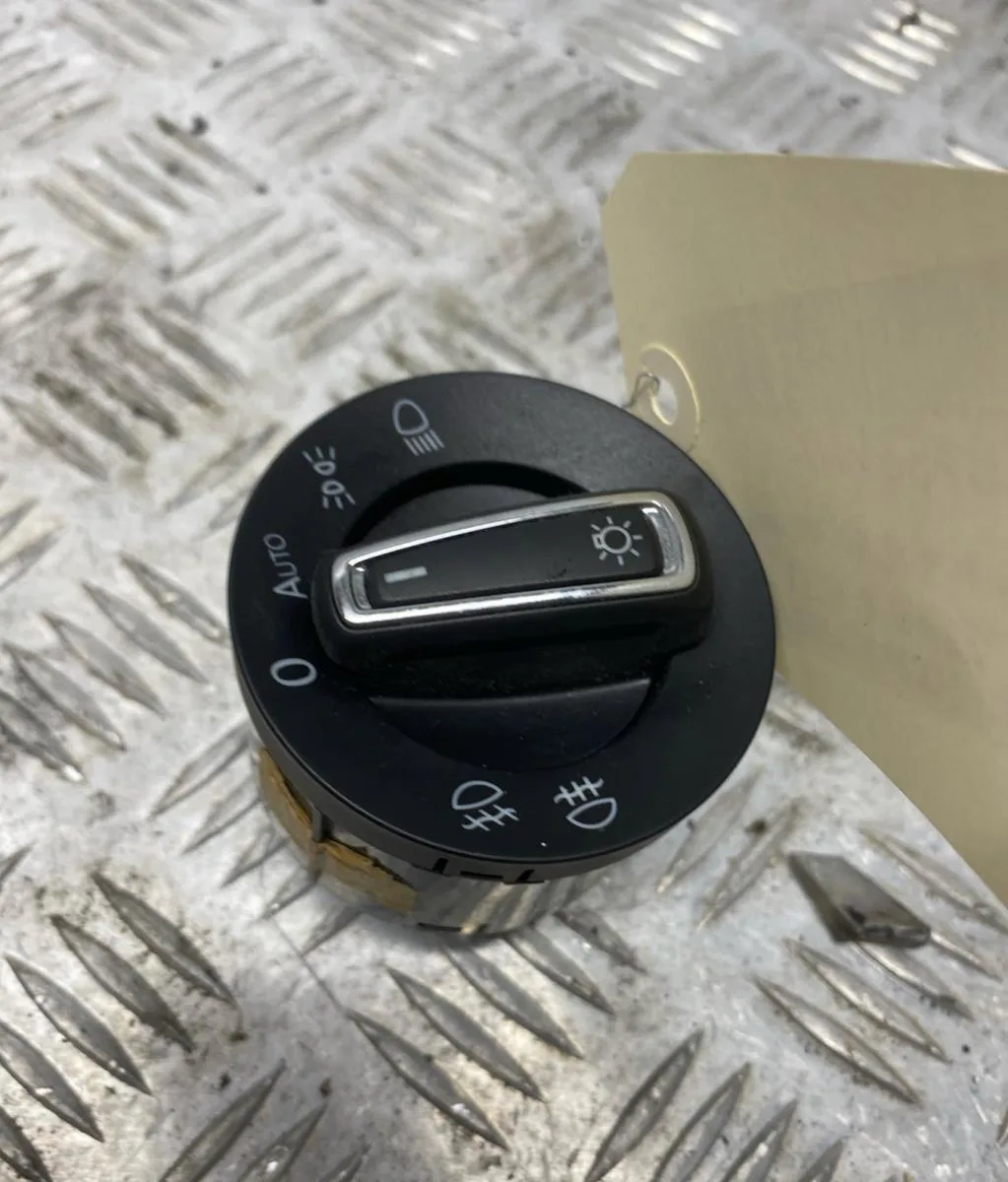 Interrupteur commande de phares SEAT LEON 3 PHASE 1 occasion