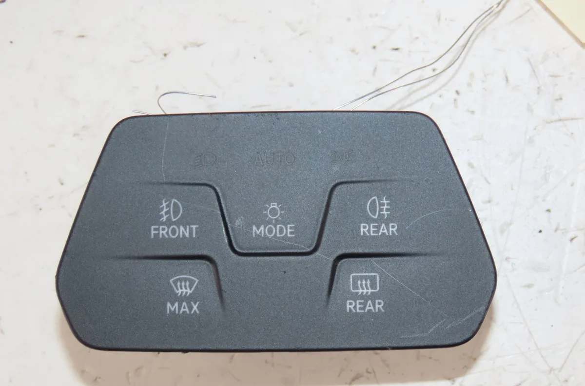 Interrupteur commande de phares Seat LEON (KL1) 1.0 tsi (2020) occasion