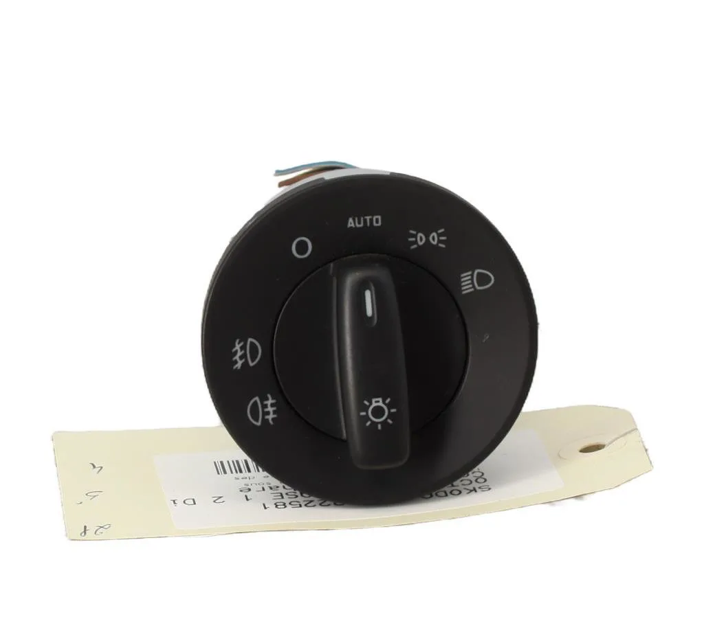 Interrupteur commande de phares Skoda OCTAVIA II (1Z3) 2.0 tdi 16v (2004-2013) occasion