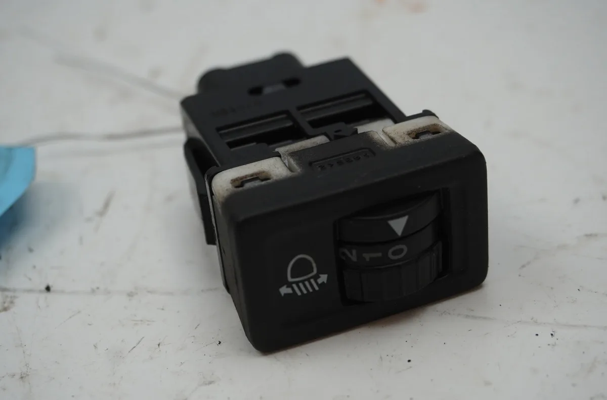 Interrupteur commande de phares Suzuki VITARA (LY) 1.6 allgrip (apk 416) (2015) occasion