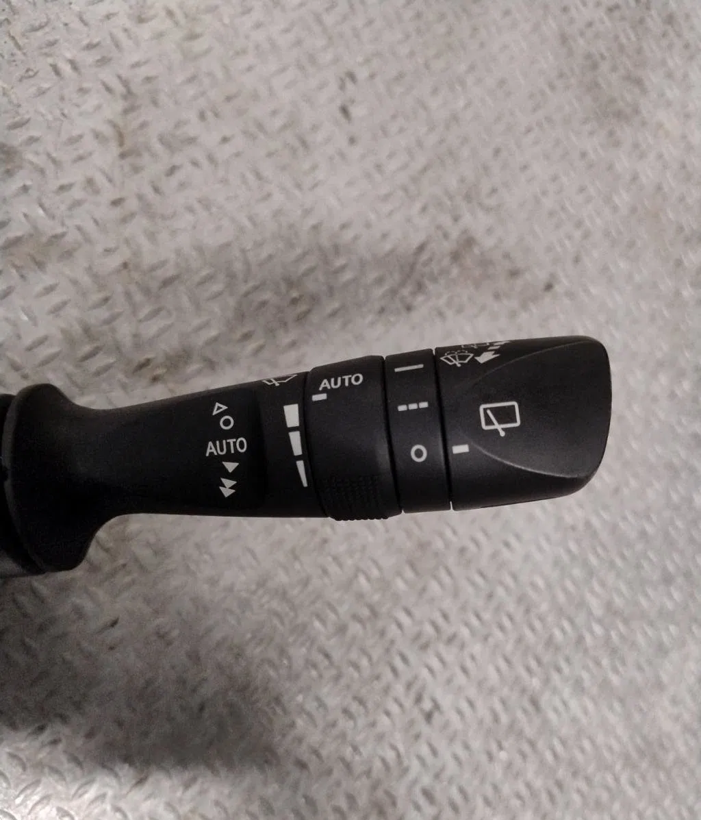 Interrupteur commande de phares TOYOTA C-HR 1  C-HR 1 PHASE 1 occasion