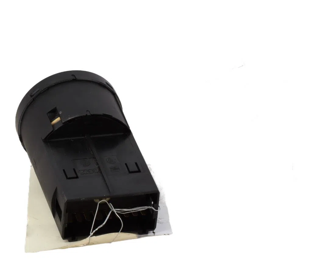 Interrupteur commande de phares Volkswagen GOLF IV (1J1) 1.9 tdi (1997-2004) 3 portes occasion