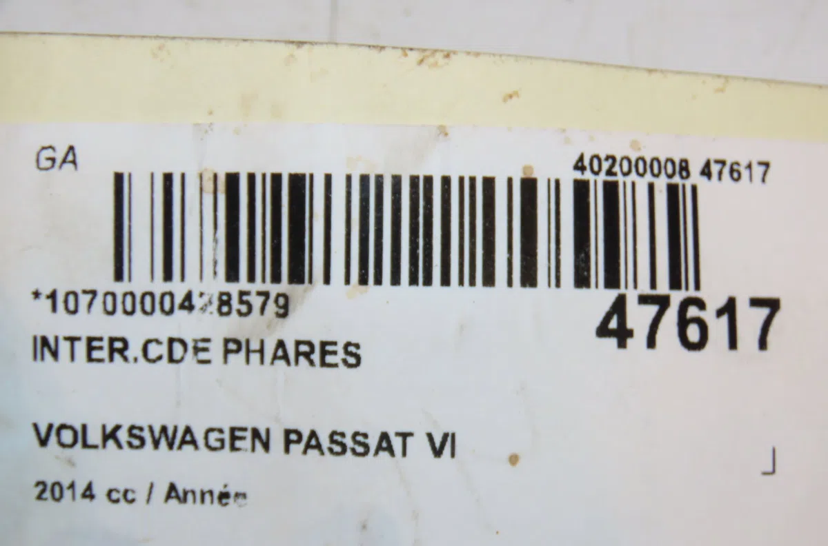 Interrupteur commande de phares Volkswagen PASSAT B7 (362) 2.0 tdi 4motion (2010-2014) occasion