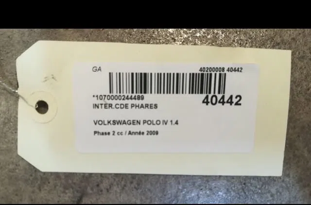 Interrupteur commande de phares Volkswagen POLO (9N_, 9A_) 1.4 tdi (2001-2005) 3 portes occasion
