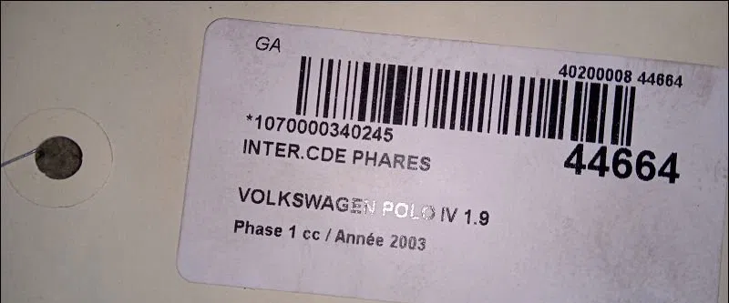 Interrupteur commande de phares Volkswagen POLO (9N_, 9A_) 1.9 tdi (2001-2009) 5 portes occasion