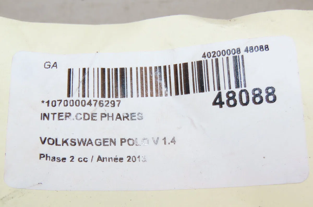 Interrupteur commande de phares Volkswagen POLO V (6R1, 6C1) 1.2 tdi (2009) 5 portes occasion