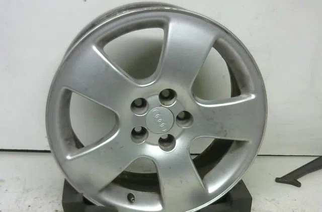 Jante aluminium Audi A3 (8L1) 1.9 tdi (1996-2001) occasion