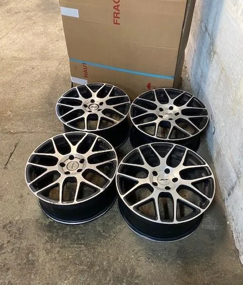 Jante aluminium MERCEDES CLASSE C 203 PHASE 1 BREAK occasion