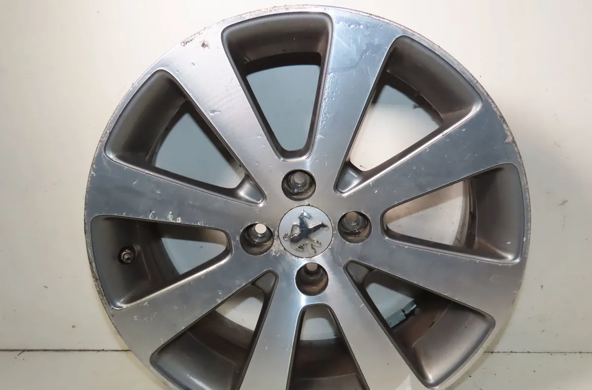 Jante aluminium Peugeot 208 I (CA_, CC_) 1.6 hdi (2012) 5 portes occasion