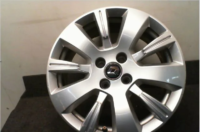 Jante aluminium Renault CLIO IV (BH_) 1.5 dci 75 (2012) 5 portes occasion