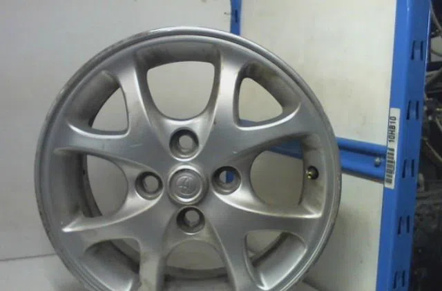 Jante aluminium TOYOTA YARS occasion