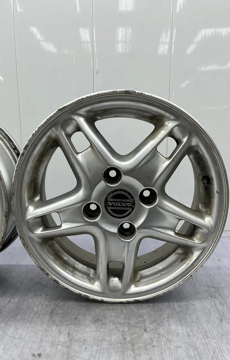 Jante aluminium VOLVO V 40 1 PHASE 1 BREAK occasion