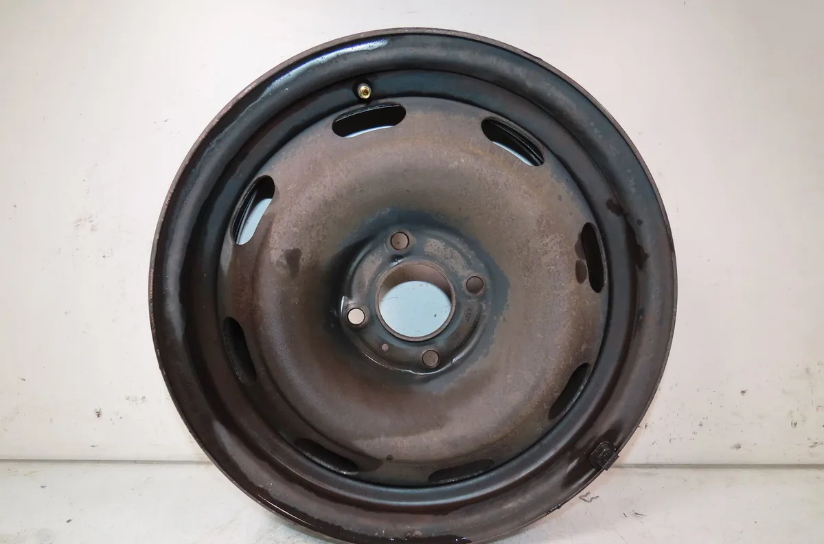 Jante tole Peugeot 206 3-5 portes (2A-C) 2.0 hdi 90 (1999-2009) 5 portes occasion