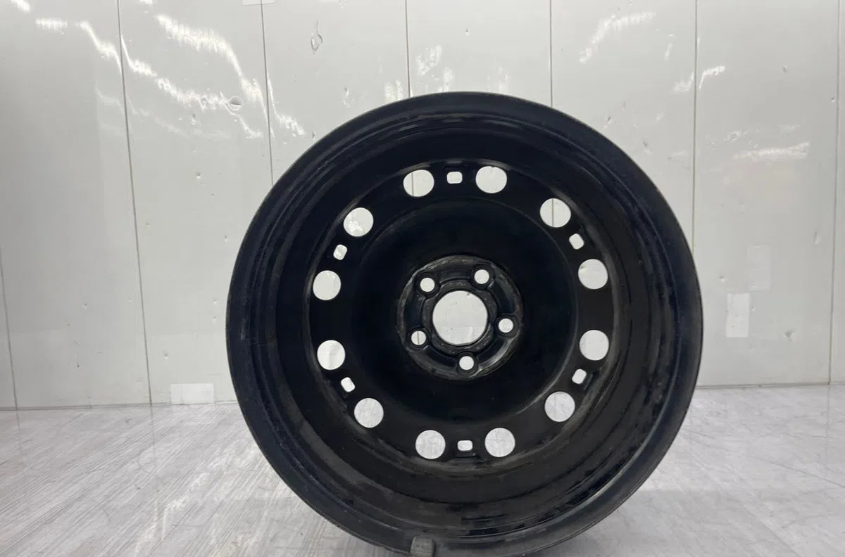 Jante tole VOLKSWAGEN POLO 5 PHASE 1 occasion
