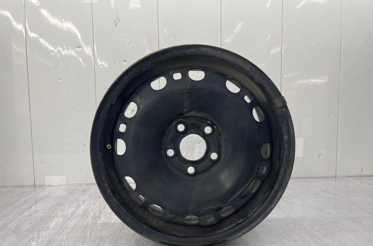 Jante tole VOLKSWAGEN POLO 5 PHASE 1 occasion